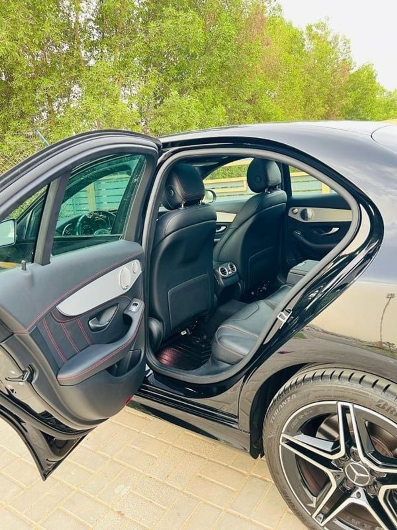 Mercedes-Benz C 43 AMG Mercedes-Benz C43 AMG - 2021 - Black ( USA )