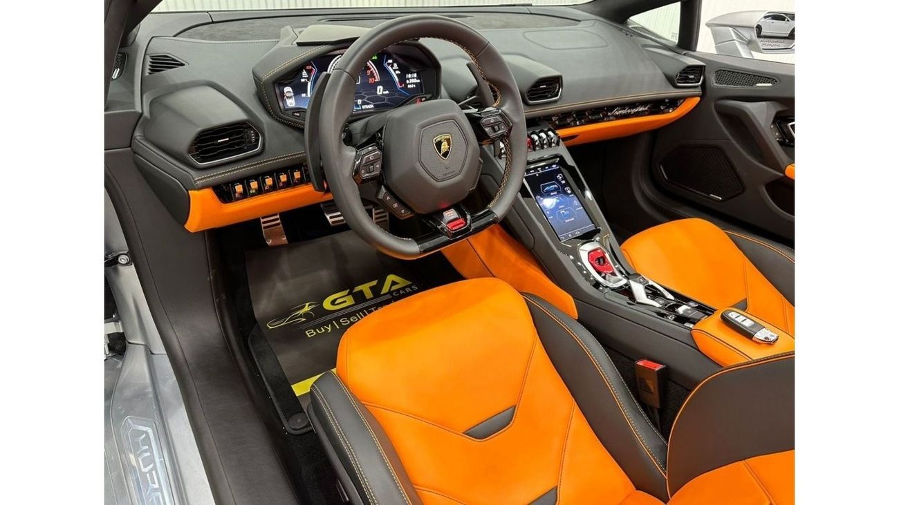 Lamborghini Huracan 2023 Lamborghini Huracan Evo Spyder, April 2026 Lamborghini Warranty + Service Pack, Low Kms, GCC