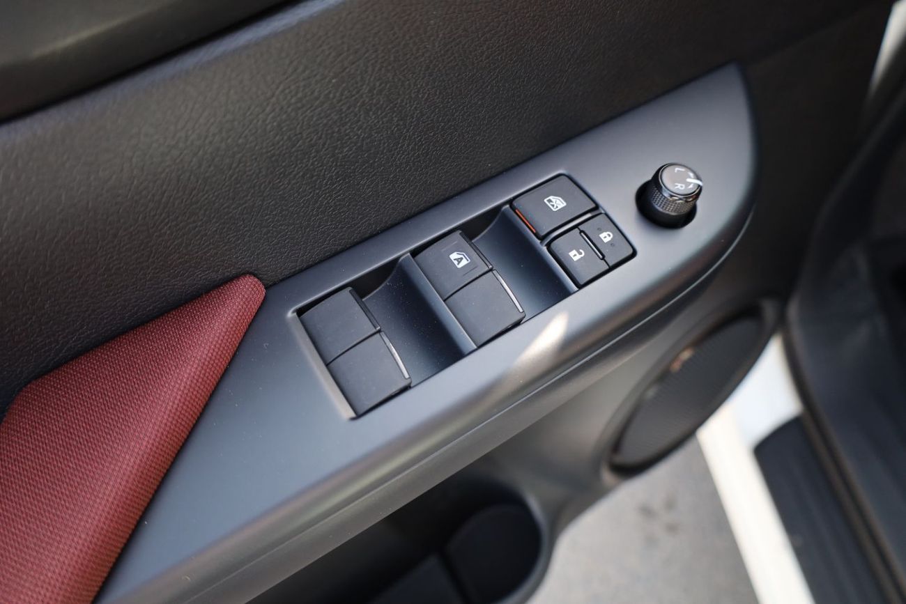 تويوتا هيلوكس 2.4L MT Diesel 2025 Model