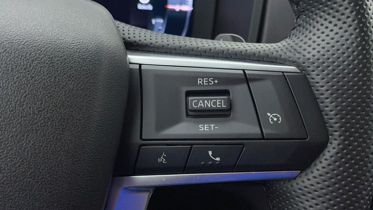 Mitsubishi Outlander HL SYNTHETIC LEATHER SEATS WITH SUNROOF 2.5 | Zero Down Payment | Free Home Test Drive