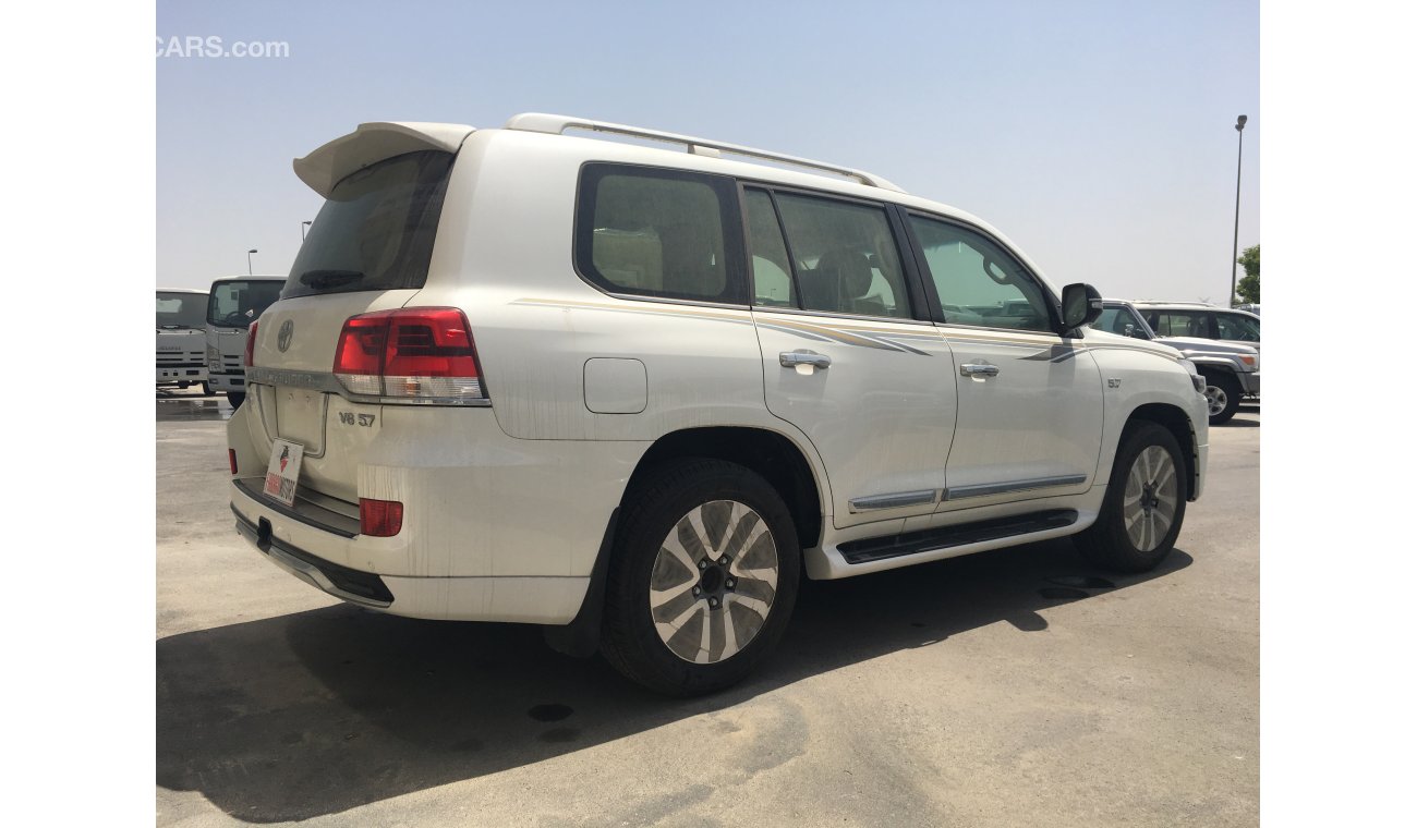 Toyota Land Cruiser VXS WHITE EDITION