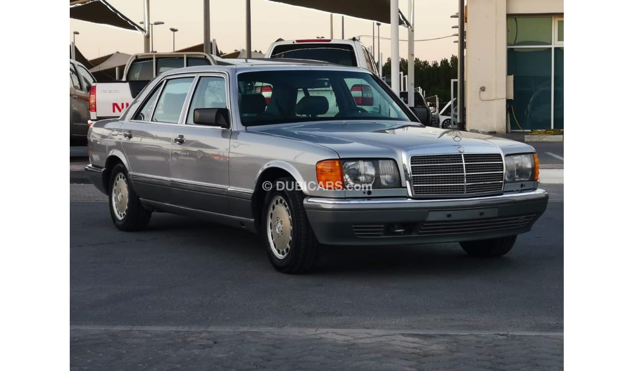 Mercedes-Benz 300 SEL 1990