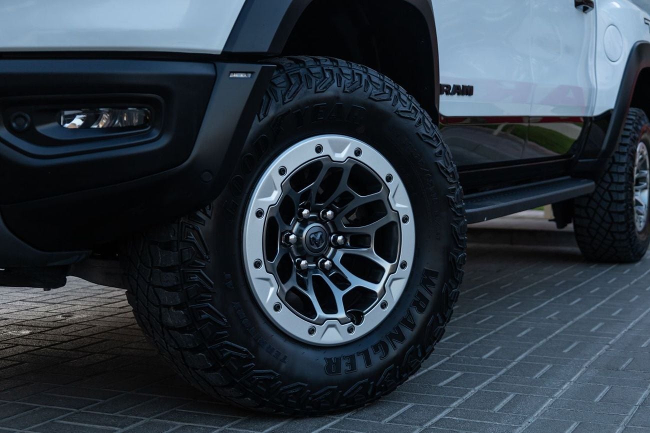 رام 1500 TRX 6.2L (5 Seater)