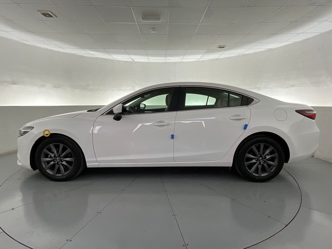 تويوتا يارس SE / E | ضمان مجاني لمدة عام | 0 دفعة أولى