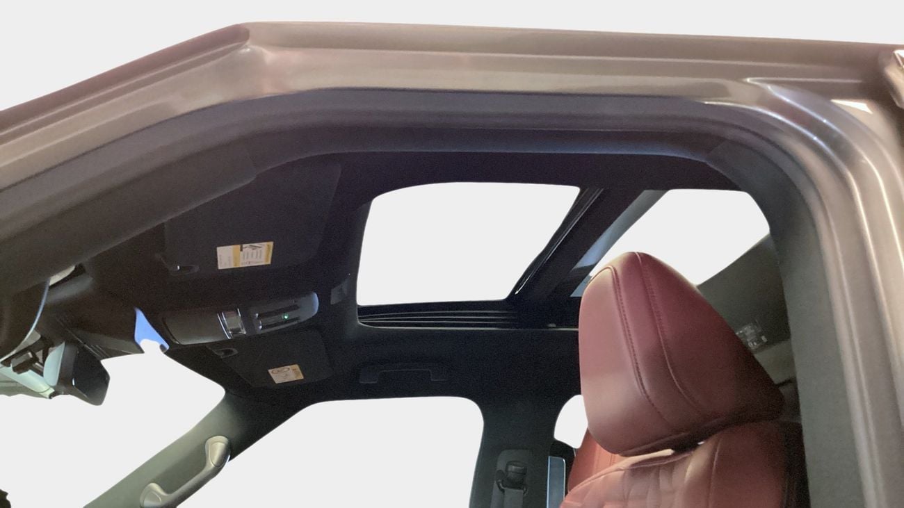 Nissan Patrol LE Platinum City | Guaranteed Warranty | 0 Down Payment