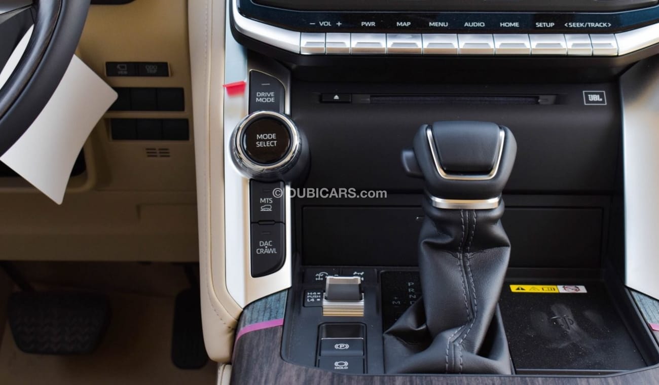 Toyota Land Cruiser VXR 3.5 L V6