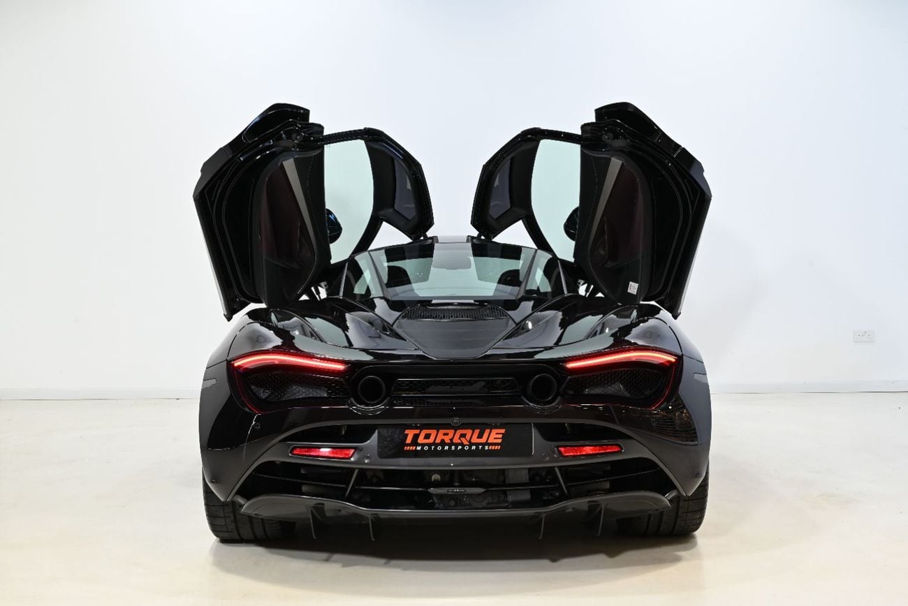 McLaren 720S PERFORMANCE 2018 McLaren 720s Performance, Full Service History, Full PPF, Excellent Condition, GCC