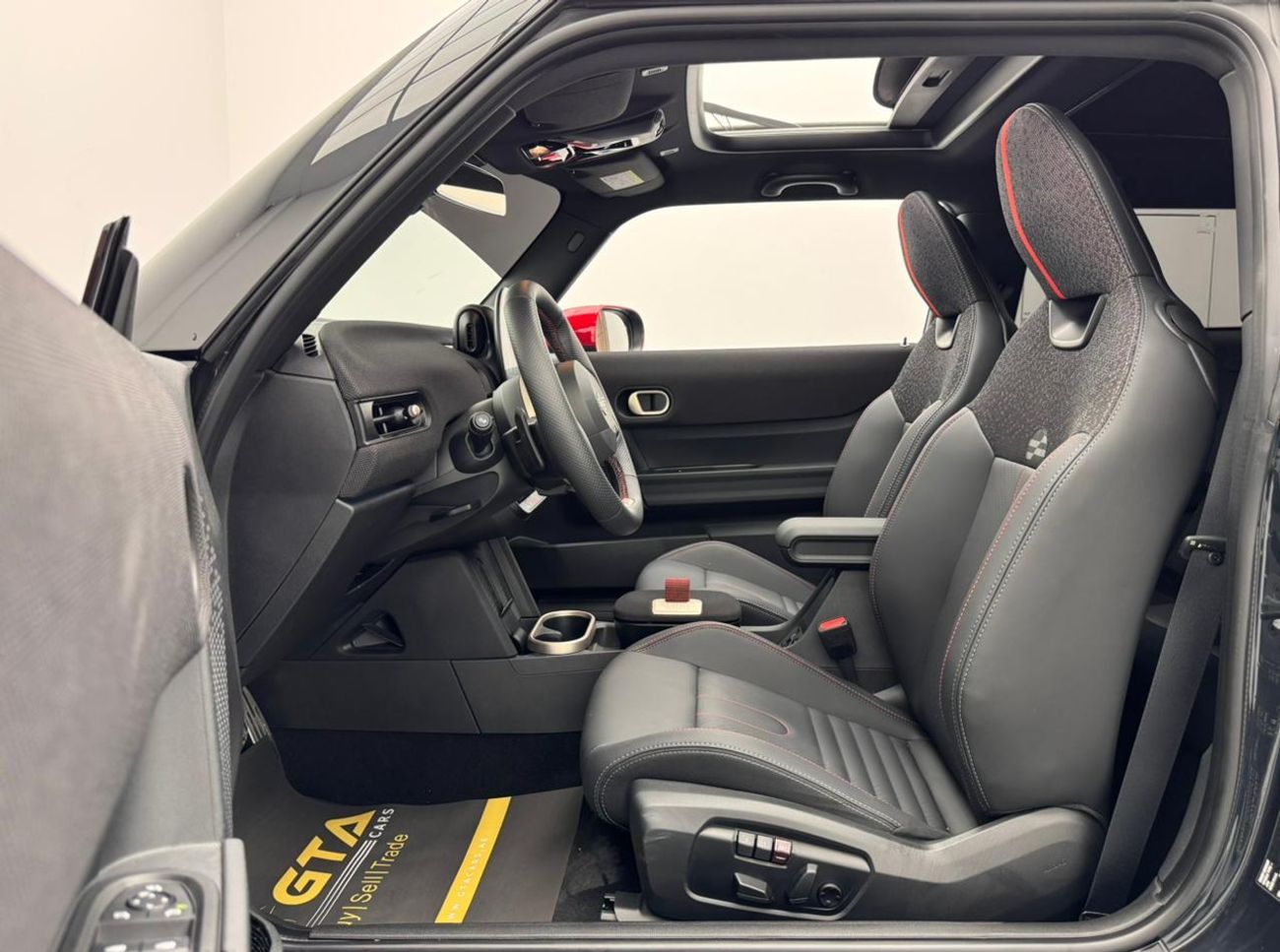 Mini John Cooper Works 2025 Mini Cooper JCW, 2030 Mini Warranty and Service Pack, Mini Service History, GCC