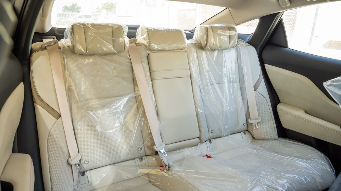 تويوتا كراون PLATINUM TOYOTA CROWN 2.5 MID HEV -2026YM