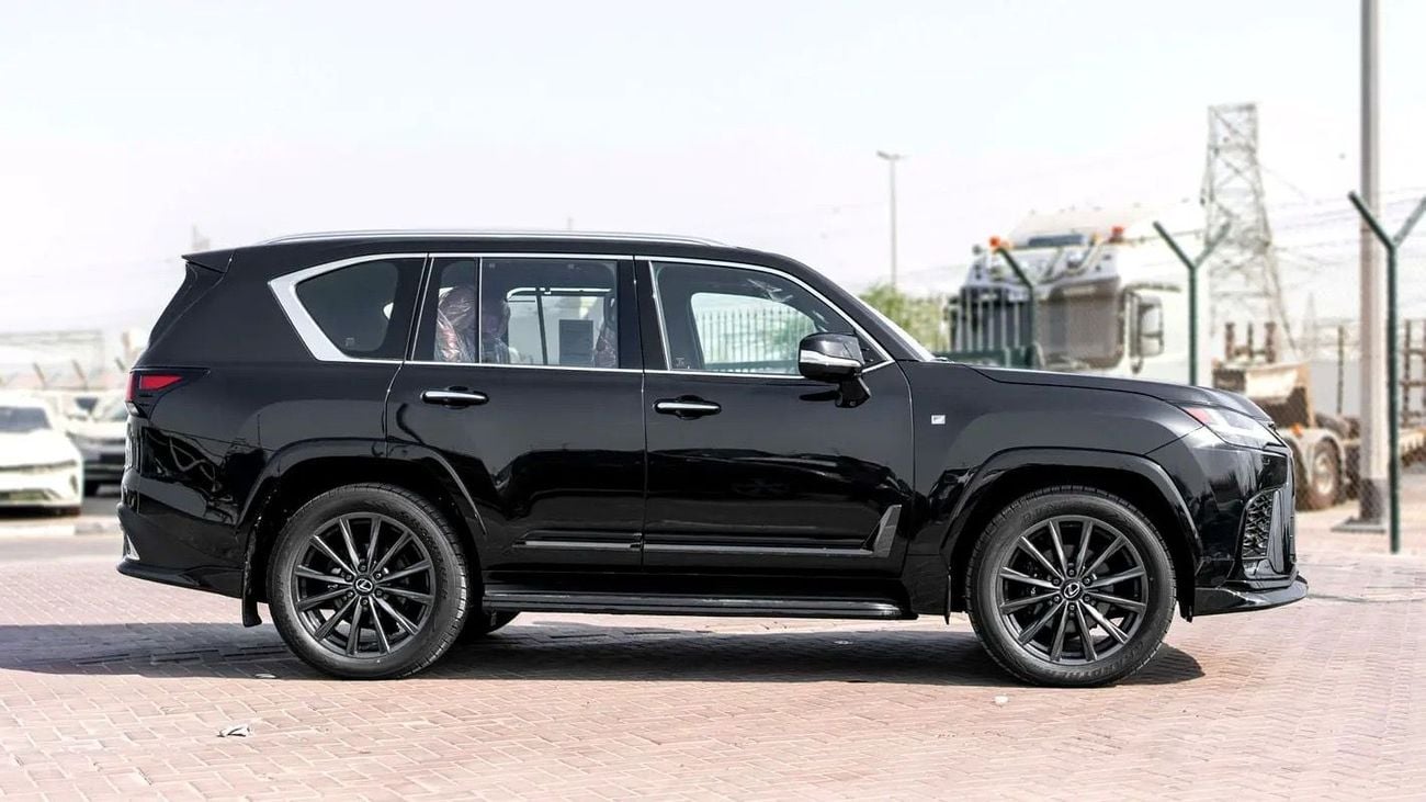 لكزس LX 700h F SPORT
