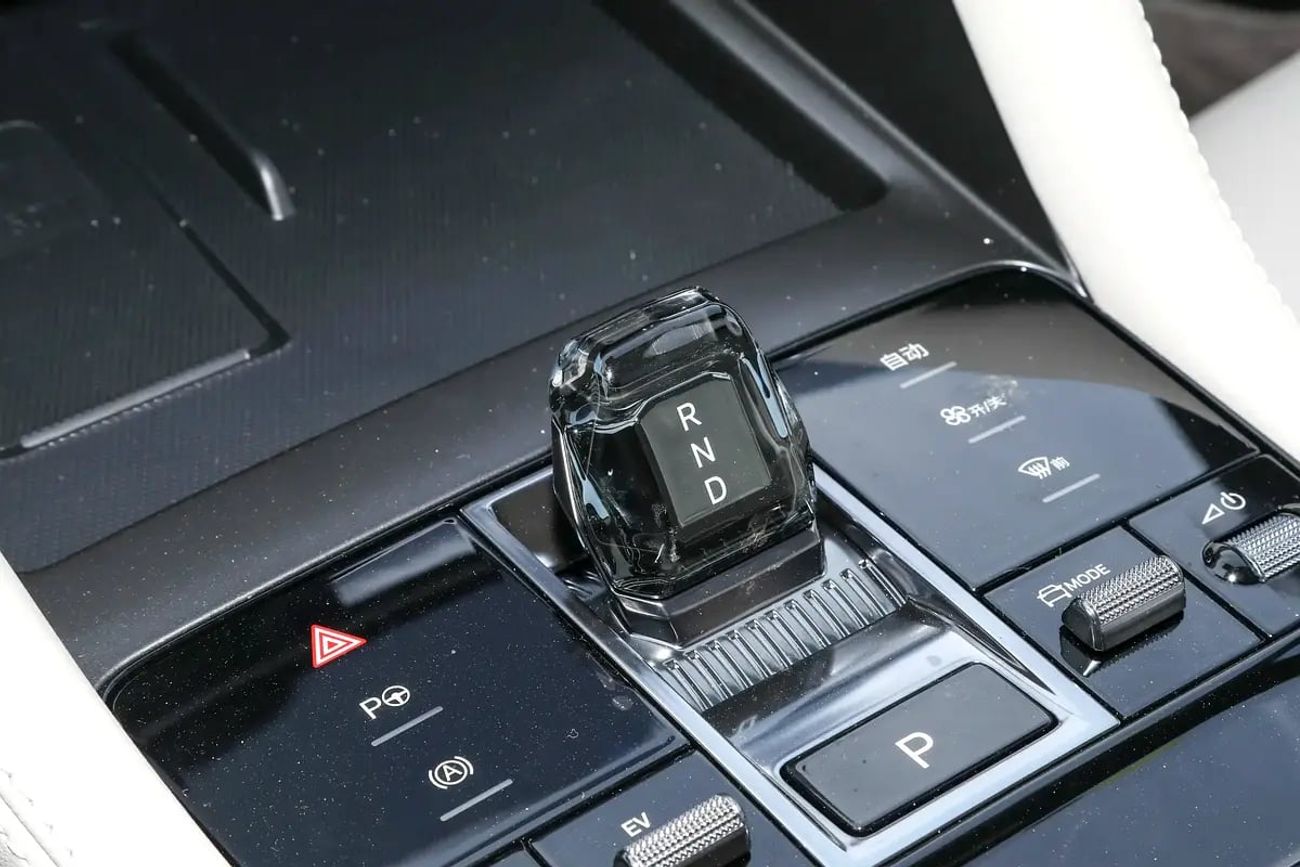 بي واي دي سونغ بلس Brand - Chinese Specs