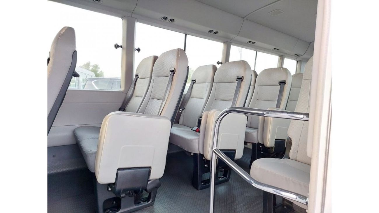 Toyota Coaster TOYOTA COASTER BUS RIGHT HAND DRIVE(PM02252)