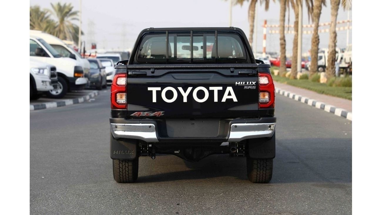 Toyota Hilux 2023 Toyota Hilux 4x4 DC 2.8 SR5 - Black inside black | Export Only