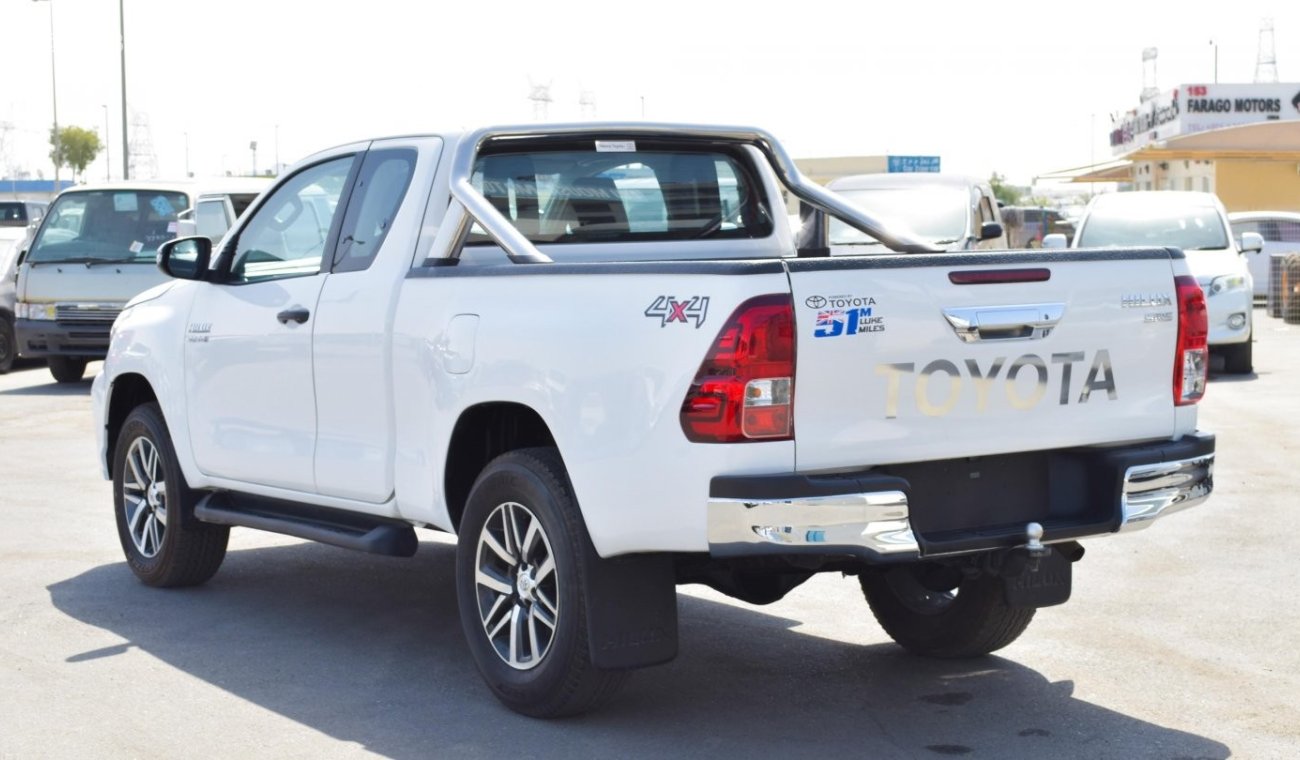 Toyota Hilux SR5 d