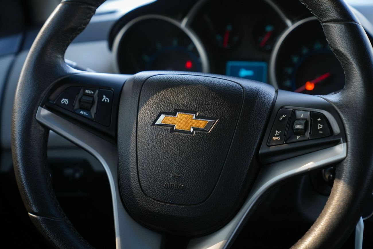 Chevrolet Cruze LS 2016!! GCC SPECS