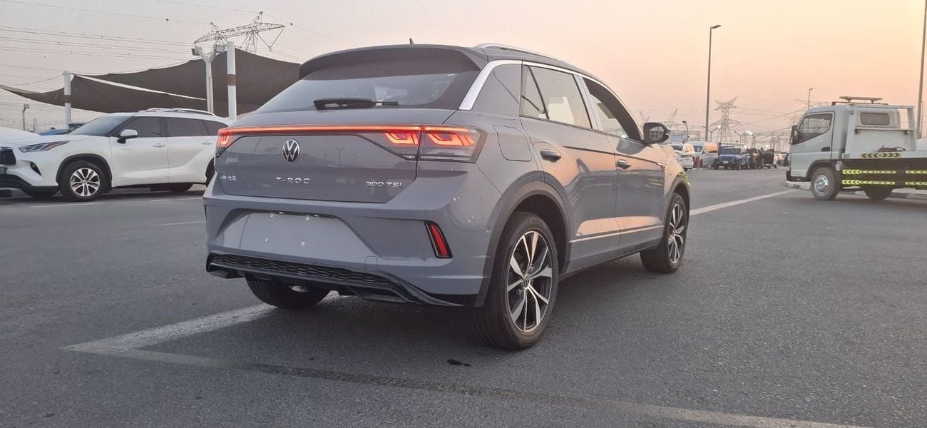 Volkswagen T ROC Volkswagen Troc 2025 300 tsi full options