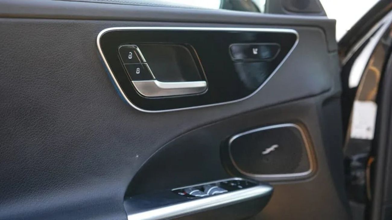 مرسيدس بنز C 200 بريميوم MERCEDES C200