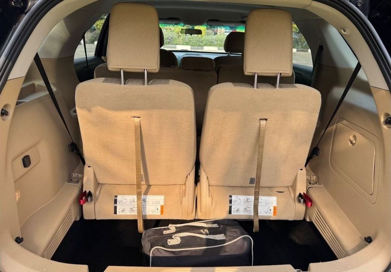 Ford Explorer Std 3.5L 4WD