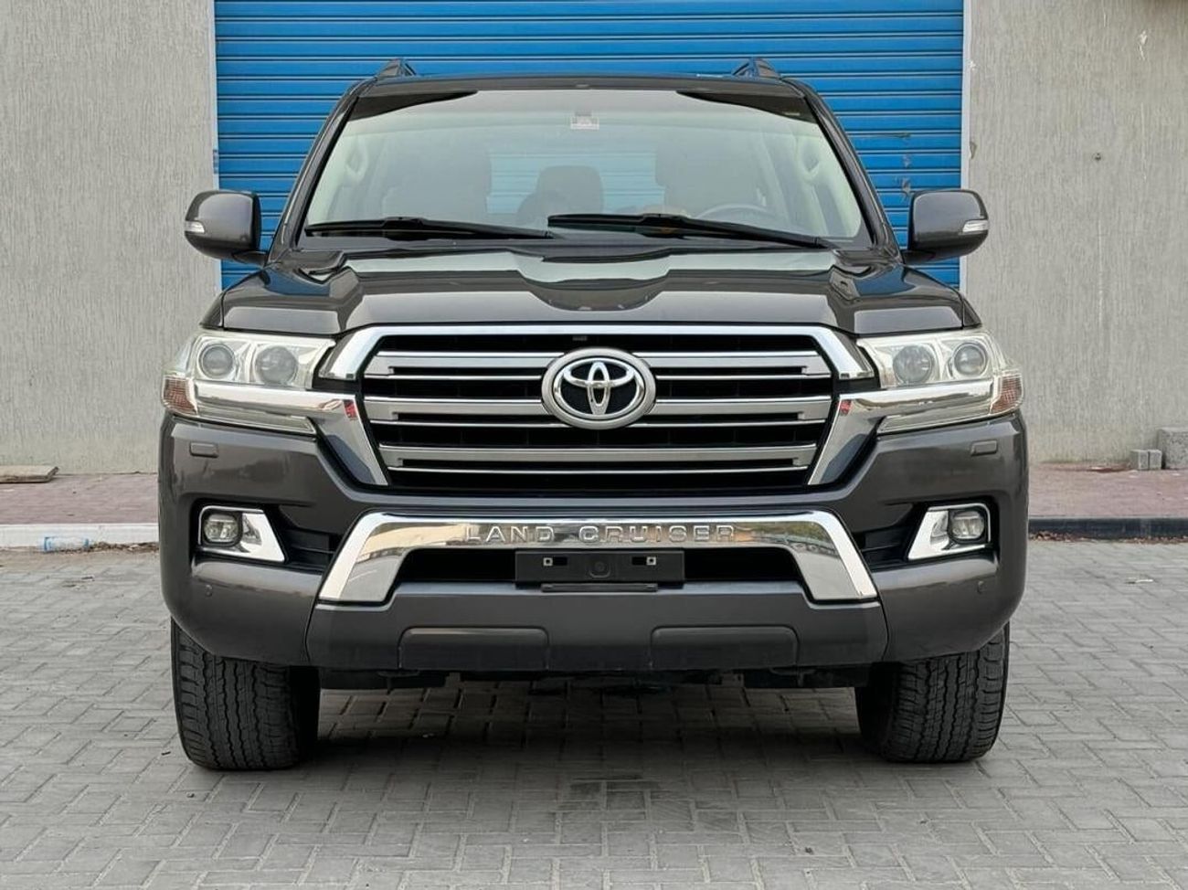 Toyota Land Cruiser تويوتا لاندكروزر GXR V8  خليجي 2016