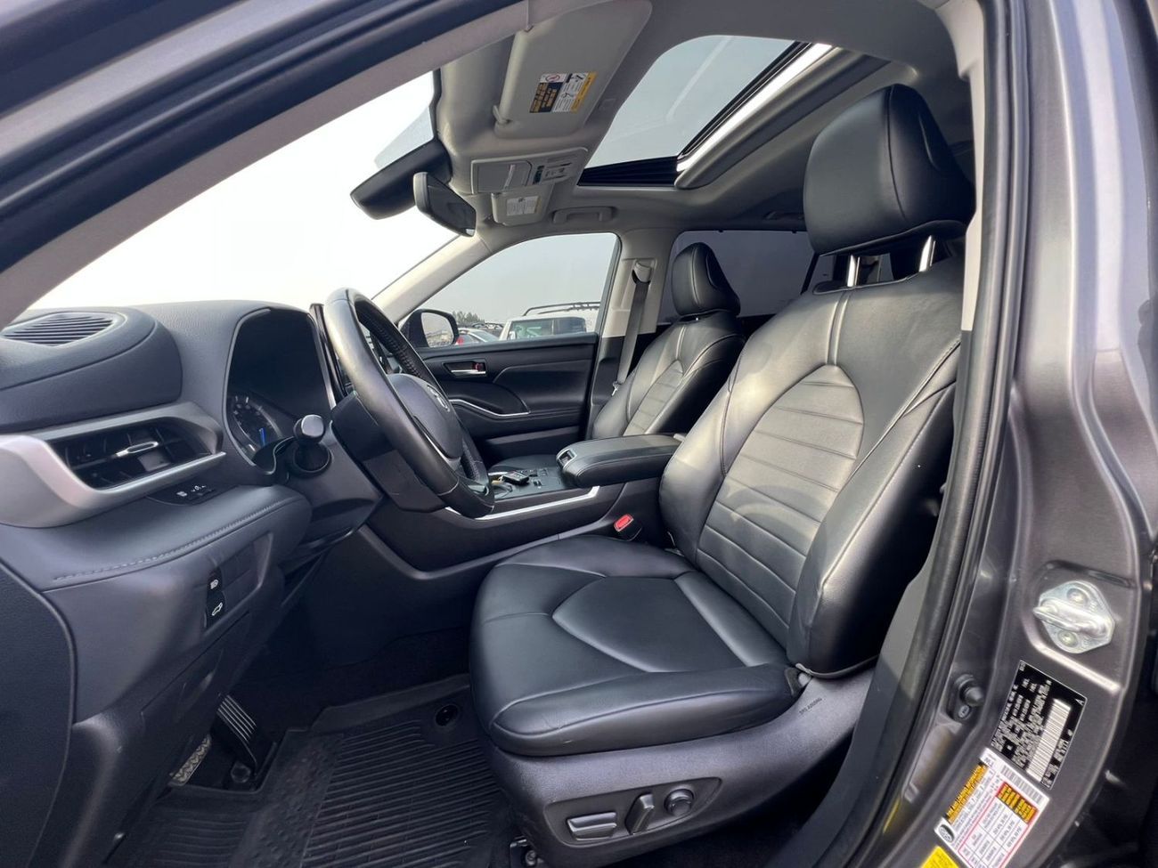 Toyota Highlander 2023 TOYOTA HIGHLANDER HYBRID XLE,  2.5l v4 GASOLINE , SUNROOF LEATHER ELECTRIC SEATS, TRUCK AUTO, 4