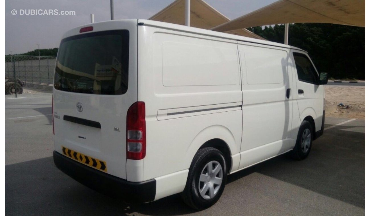 Toyota Hiace 2015 van