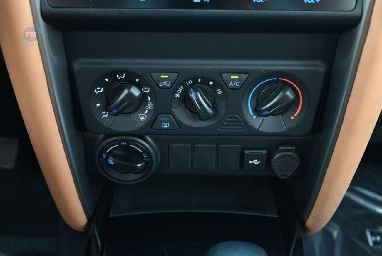 تويوتا فورتونر GXR 2.4L Diesel 4WD 7 Seater Automatic