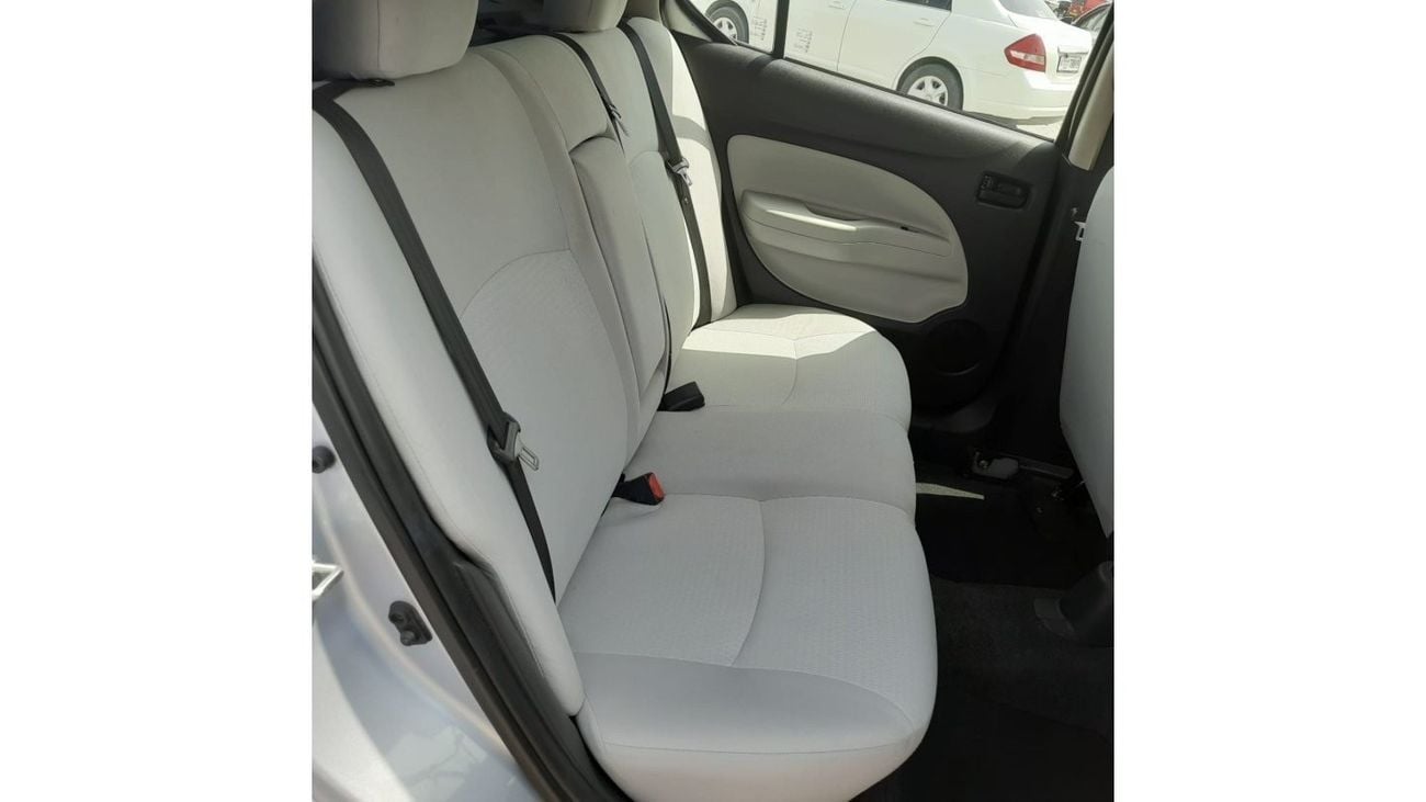 ميتسوبيشي ميراج GLX هايلاين