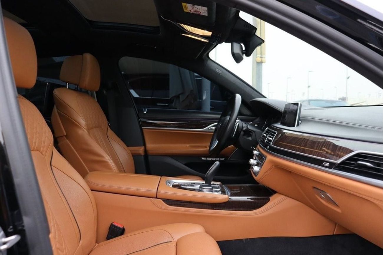 بي أم دبليو 740Li Exclusive 3.0L (335 HP) BMW 740LI VIP / 2017 / GCC / Free Accident/ V6