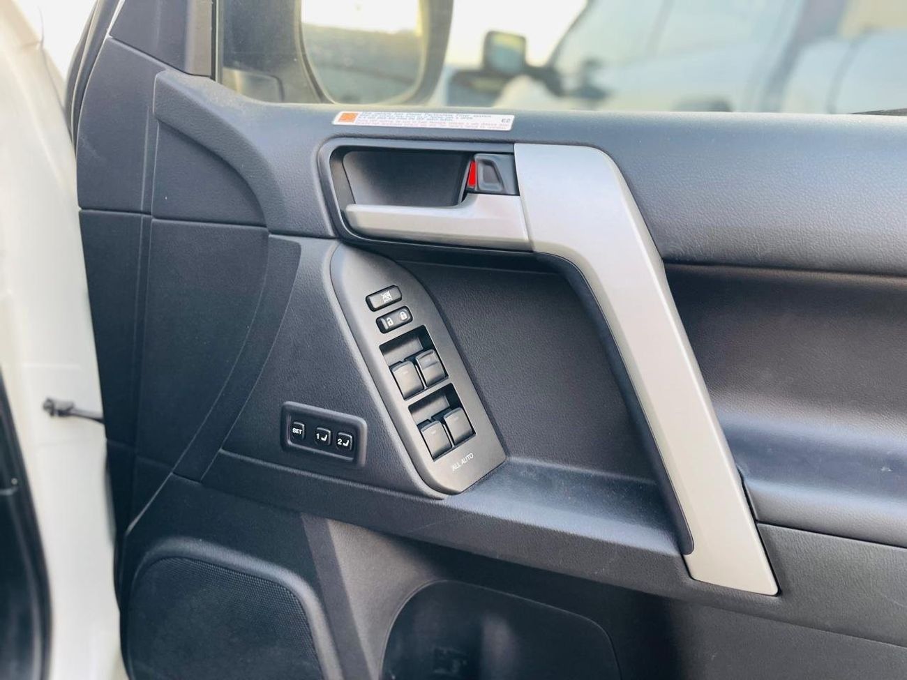 Toyota Prado Toyota KAKADU Prado 2021 Years 2.8 L Diesel full option Top the Range