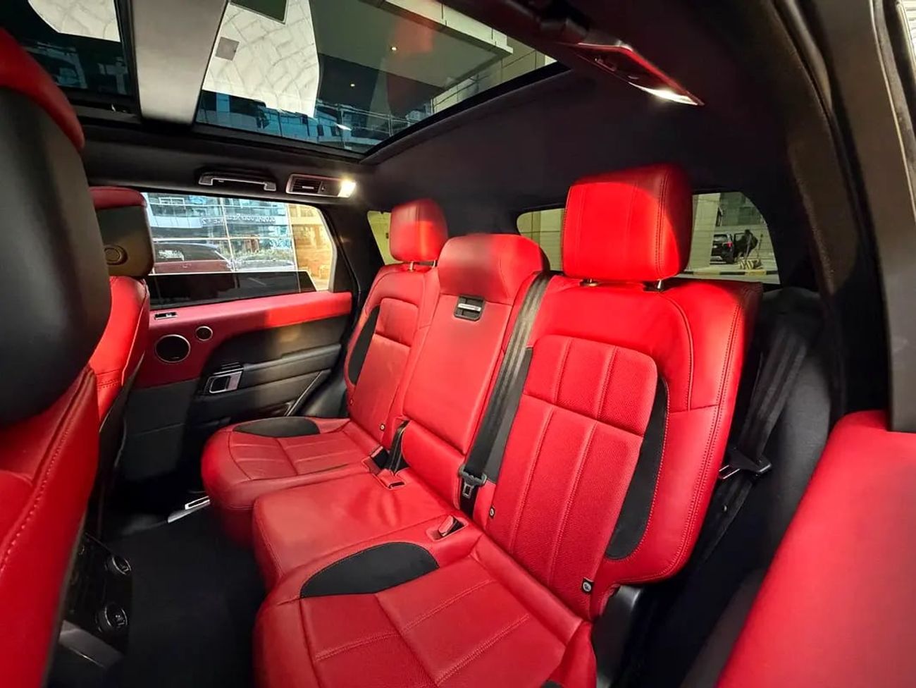 لاند روفر رينج روفر سبورت Agency Warranty and Service Contract | 1 Owner | Full Agency Service History | GCC Specs