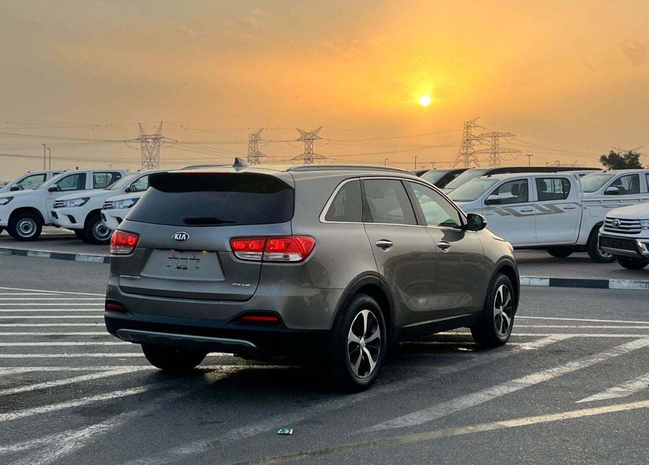 Kia Sorento EX 2016 Kia Sorento 3.3L V6 FWD-Petrol Rear Camera & Sensor - Leather Seat - 75000 mileage -31999 AE