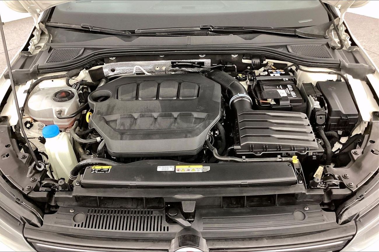 Volkswagen Golf R (Cloth Seats) | Carnival Sale • UP TO AED 20,000 OFF | Guaranteed Warranty | 0 Down Payment