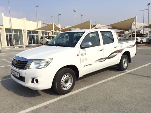 Toyota Hilux 4X2 AUTOMATIC