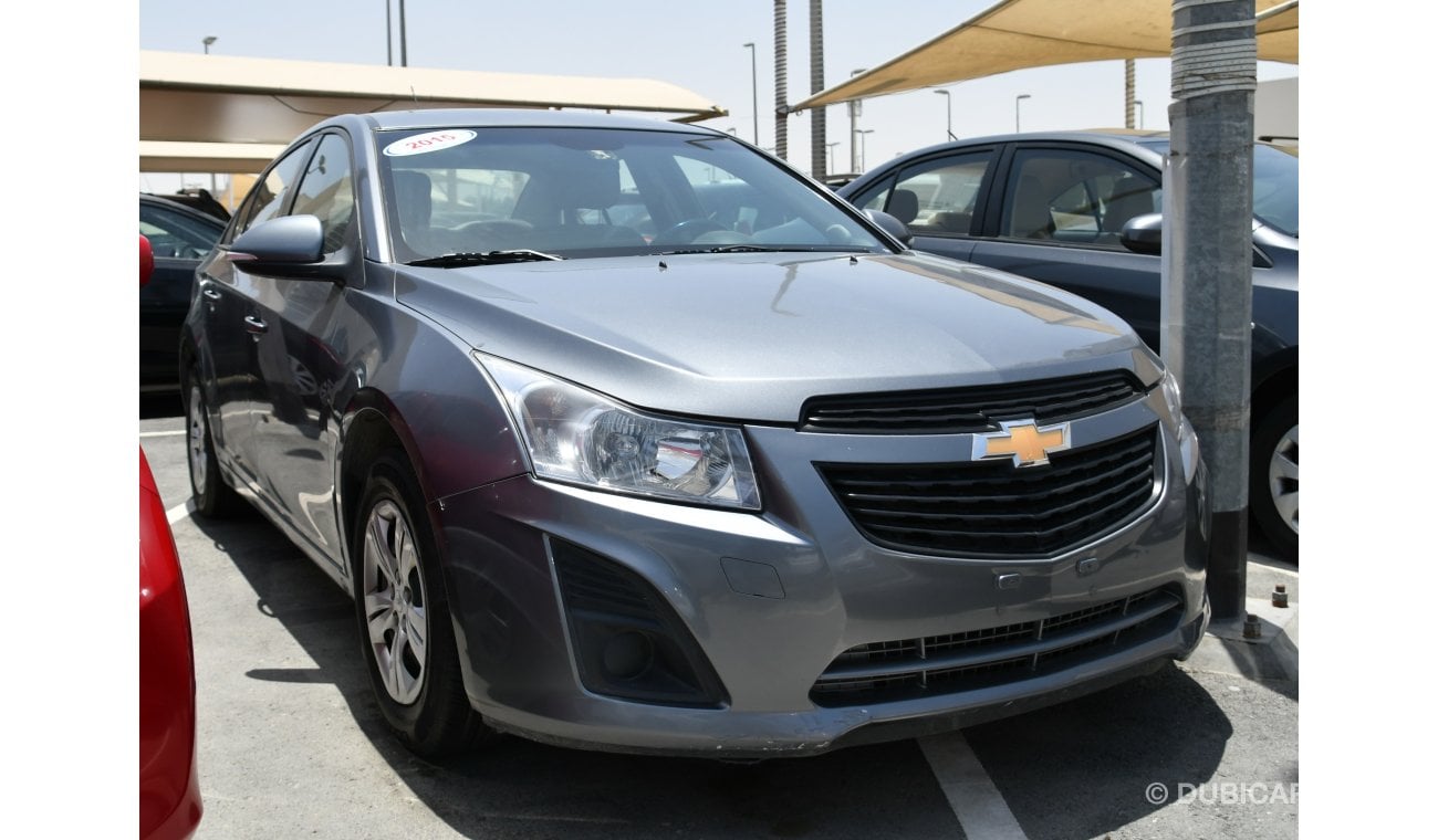 Chevrolet Cruze GRAY 2015 GCC NO ACCIDENT NO PAIN PERFECT