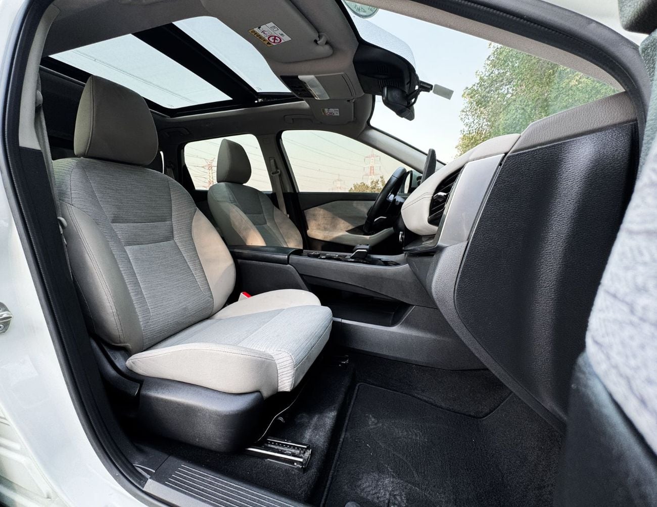 Nissan X Trail SV Nissan X-Trail Full Option | 2.5 L | 2023 | GCC | Accident-Free | In Excellent Condition | 1294 P.M