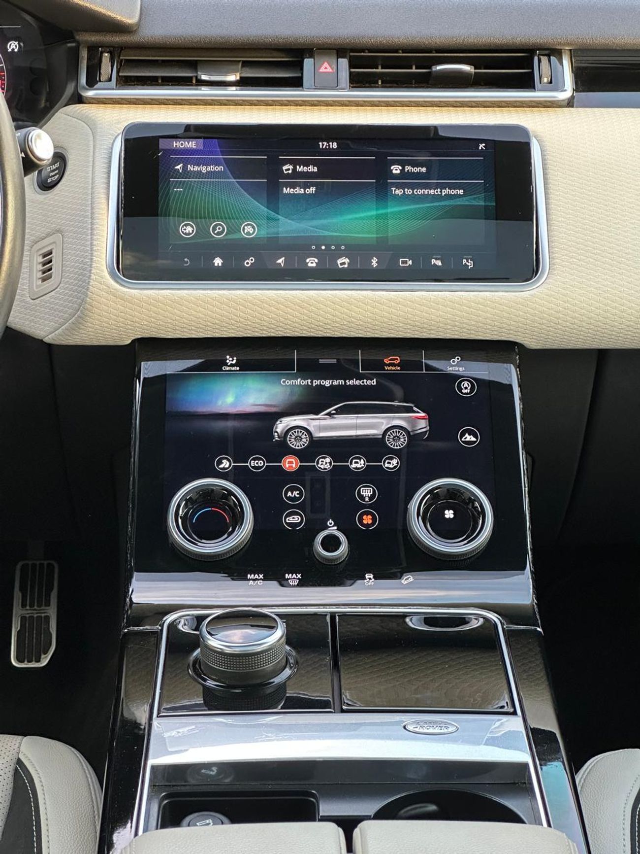 لاند روفر رينج روفر فيلار Range Rover Velar P250 SE_ 2019_ Gulf _in excellent condition_ no problems