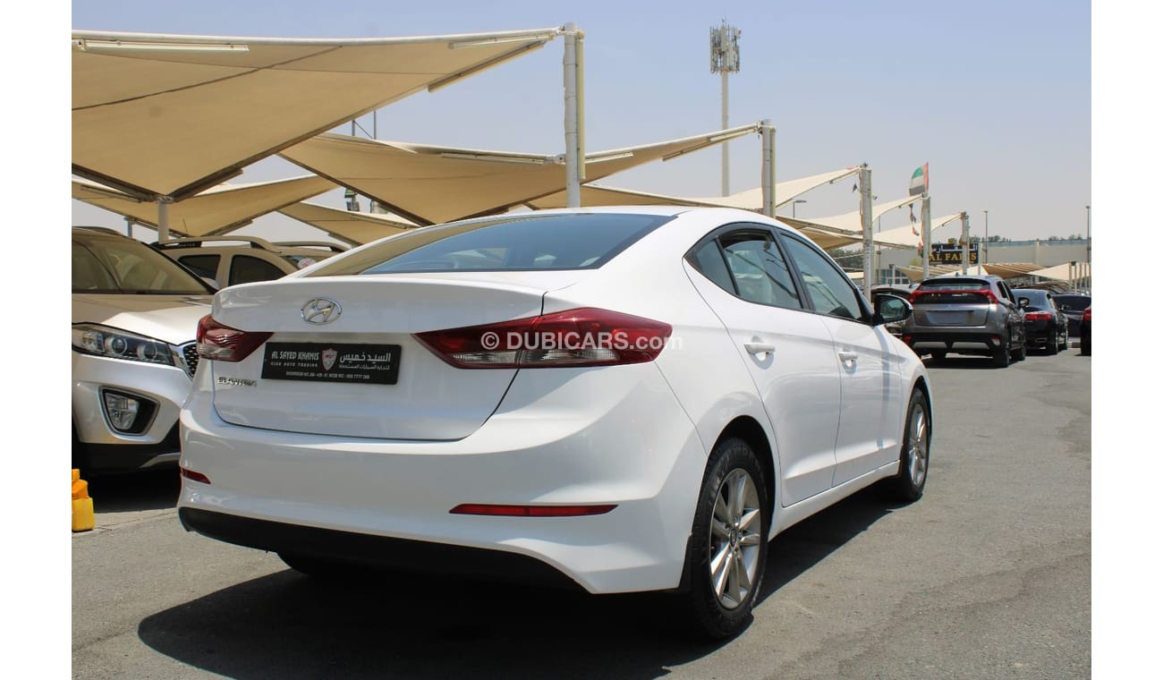 Hyundai Elantra GL ACCIDENTS FREE - GCC - PERFECT CONDITION INSIDE OUT - ENGINE 1600 CC