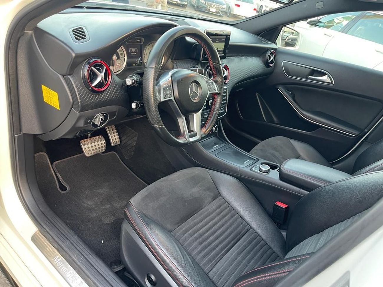 Mercedes-Benz A 250 Sport AMG Mercedes A250 kit AMG _GCC_2015_Excellent Condition _Full option