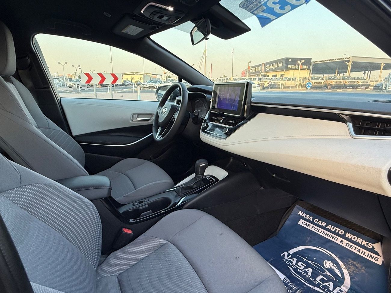 تويوتا كورولا SE+ 2.0L