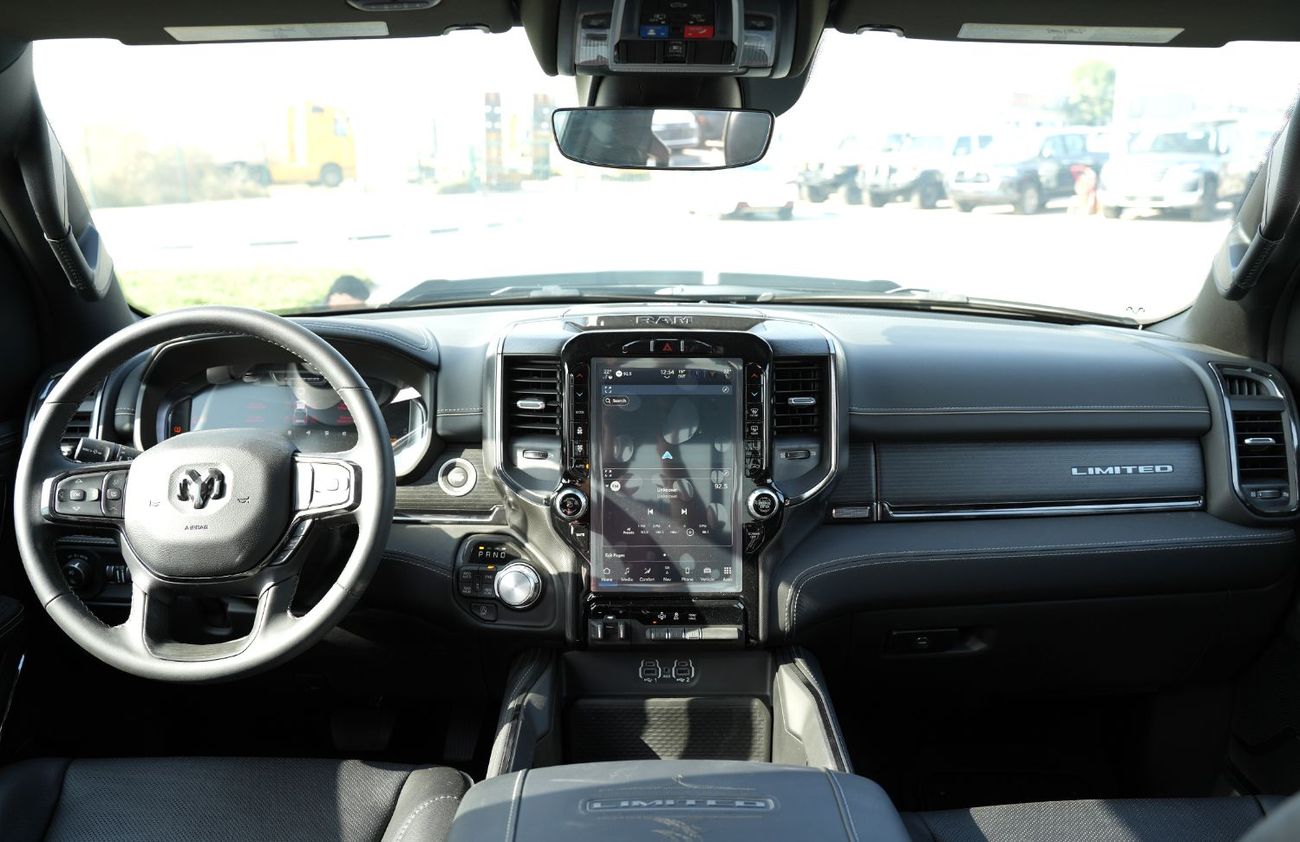 RAM 1500 Limited 5.7L (5 Seater) Black Edition American Specification