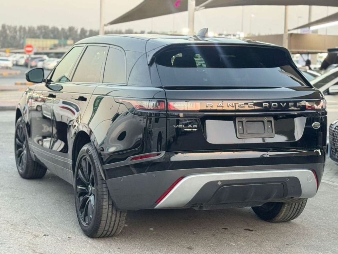 Land Rover Range Rover Velar R-DYNAMIC HSE 2.0L 2018