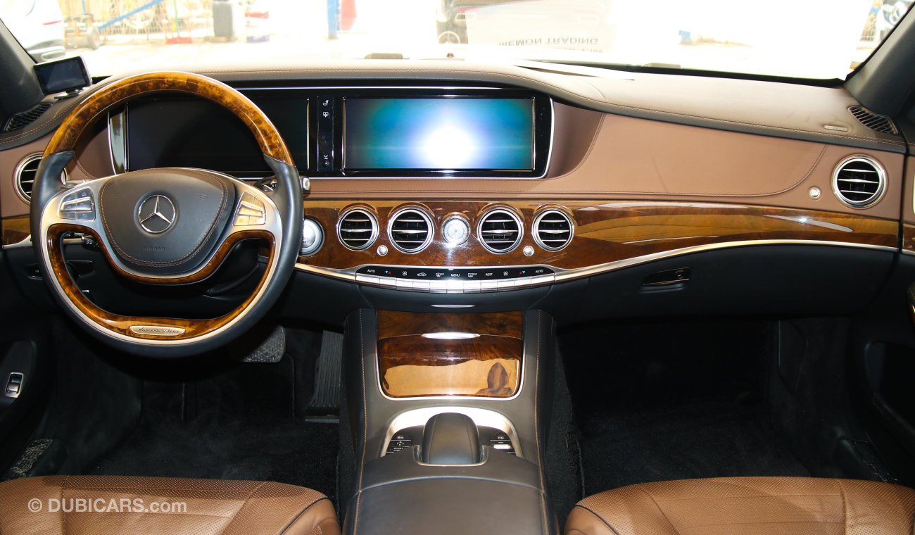 Mercedes-Benz S 550