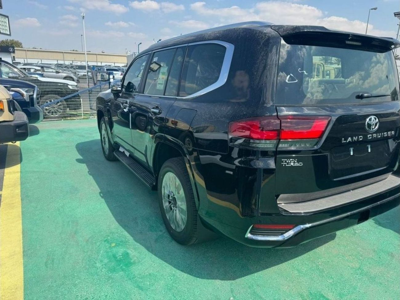 Toyota Land Cruiser VXR 3.5L