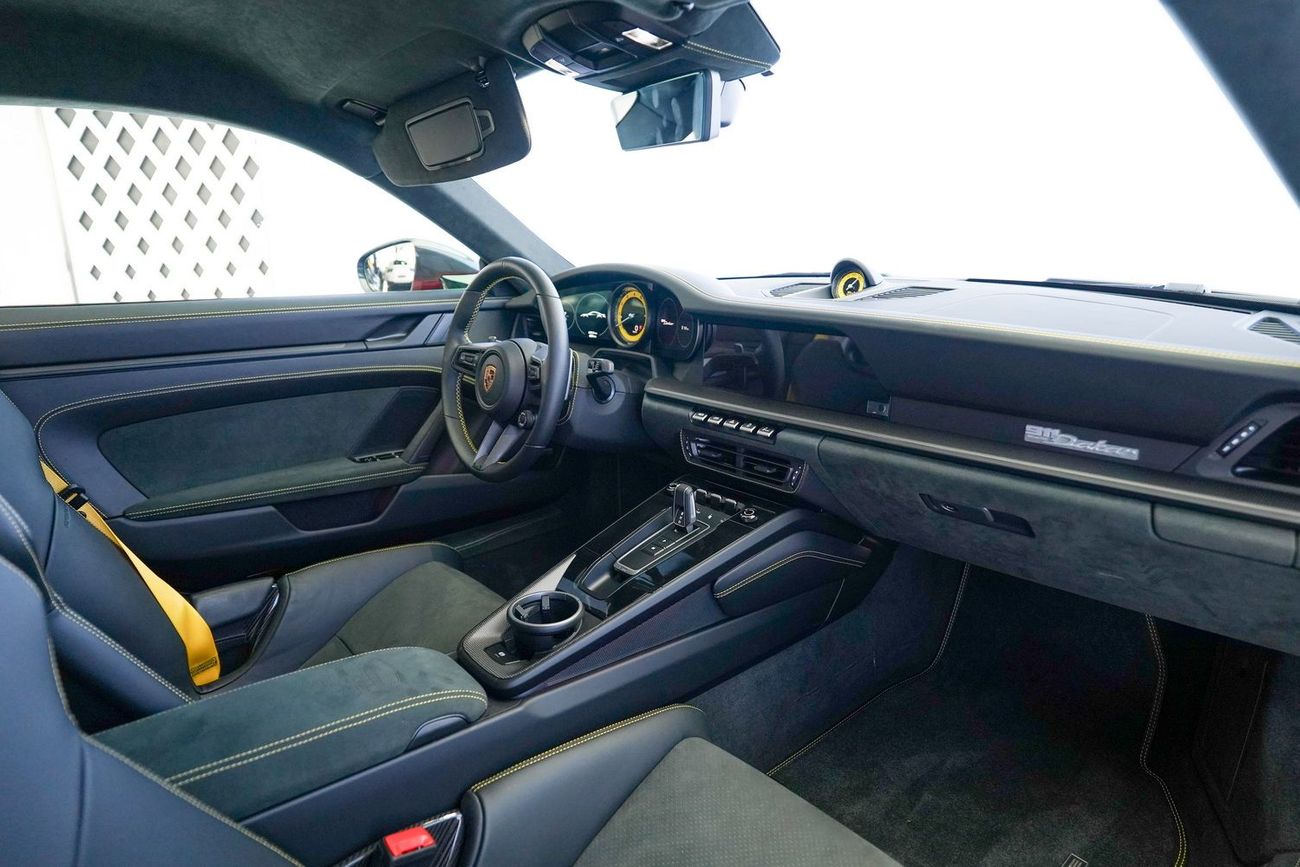 Porsche 911 Dakar 3.0L (475 HP) Coupe