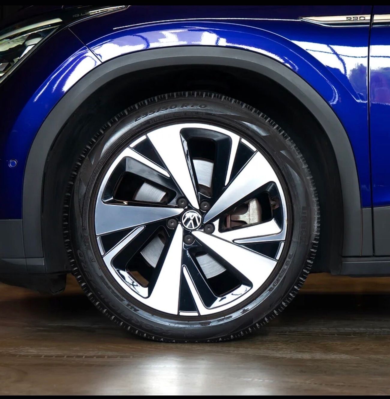 فولكس واجن ID.6 20