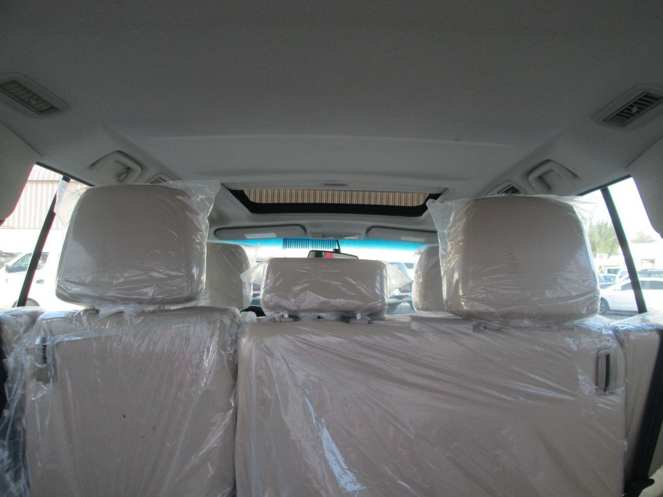 Mitsubishi Pajero GLS 3.5L (186 HP) (7 Seater)