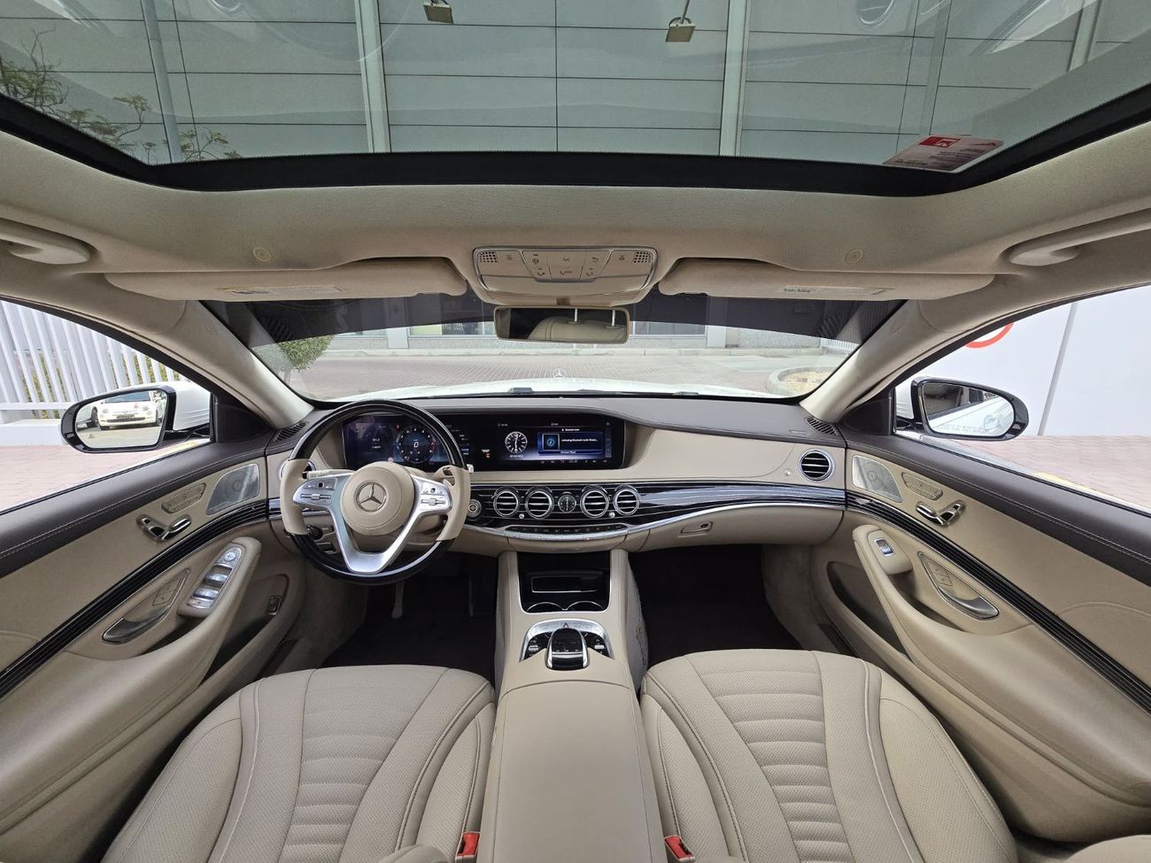 مرسيدس بنز S 560 اكسكلوسيف نسخة