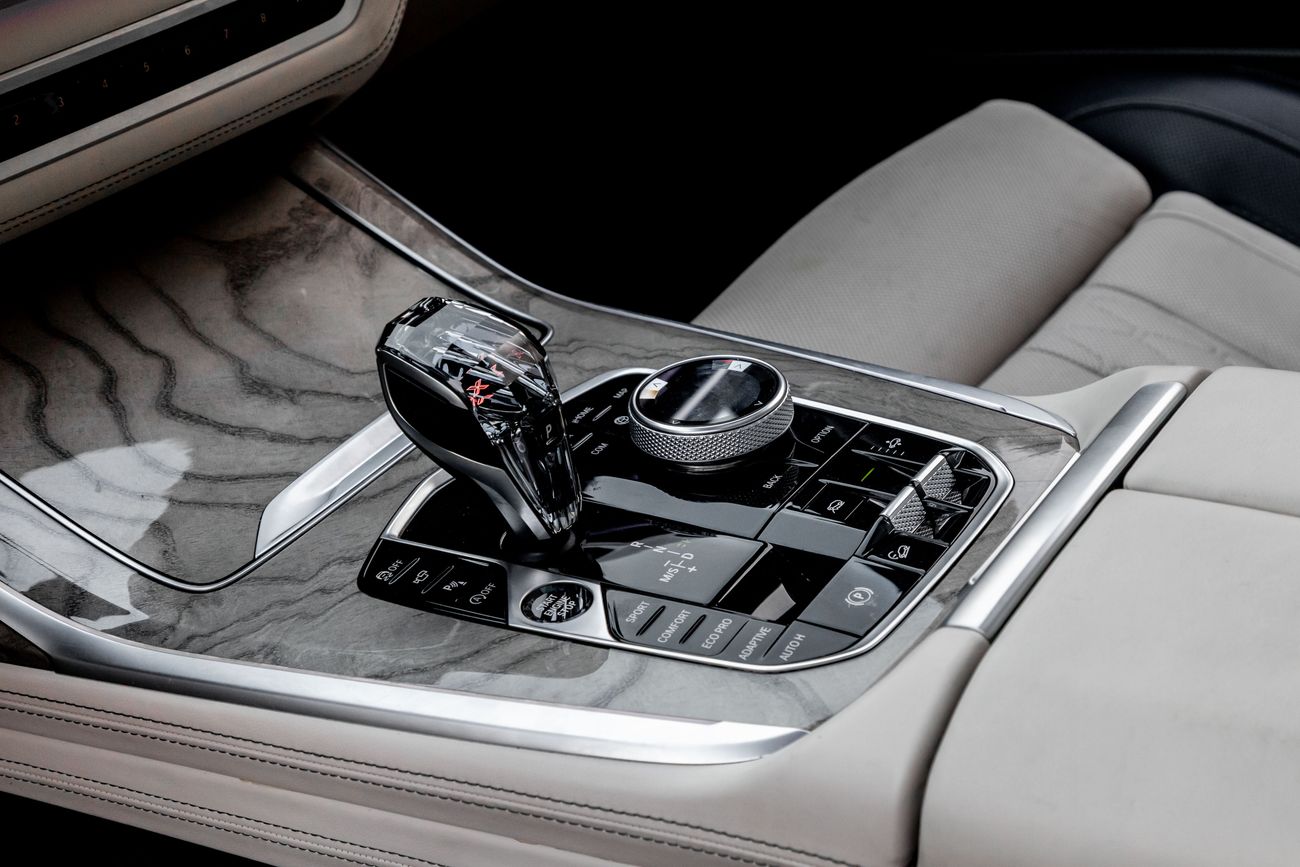 بي أم دبليو X7 X7 50i M-Sport | 3,486 P.M | 0% Downpayment | BMW MAINTAINED