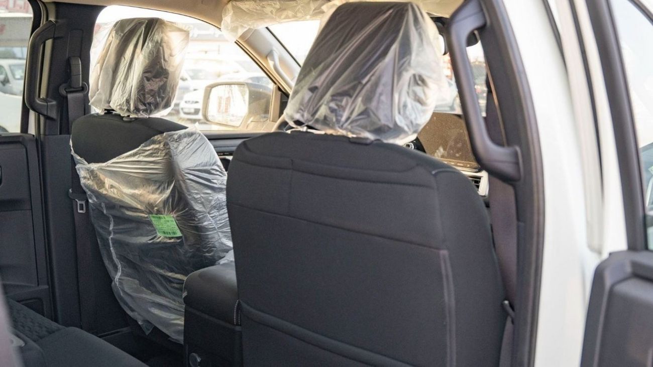 Mitsubishi L200 MITSHUBISHI L200 2.4L PETROL 2024 MODEL YEAR MANUAL TRANSMISSION