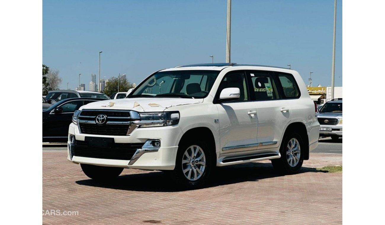 تويوتا لاند كروزر TOYOTA LAND CRUISER VXR 5.7 2021 0 KM